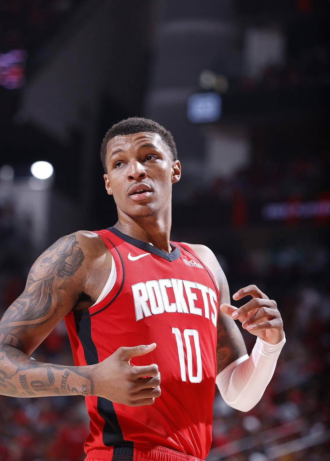 关于猛龙全队发威，轻取热火取得胜利的信息