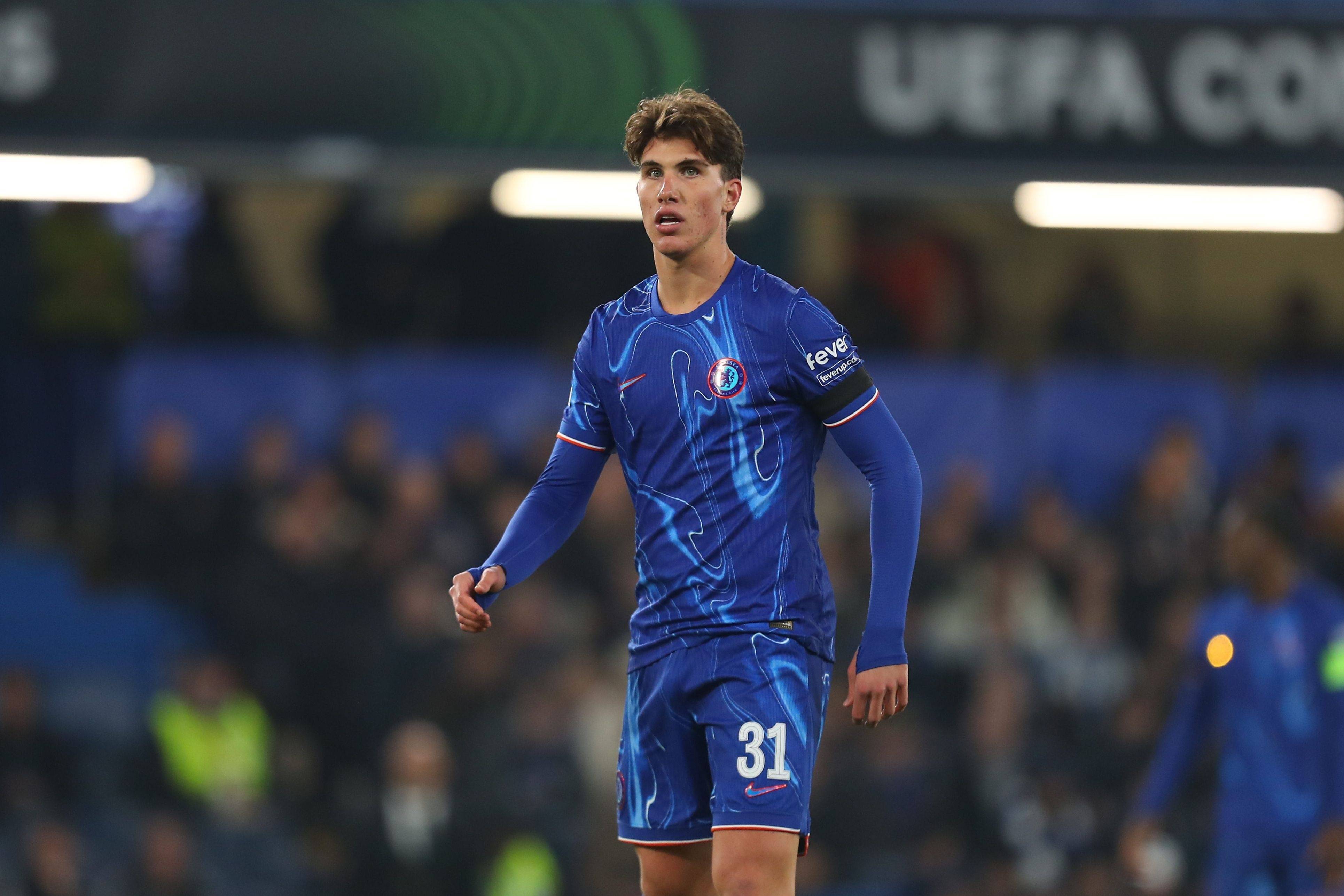 拉齐奥中场球员发挥低迷，需调整状态备战